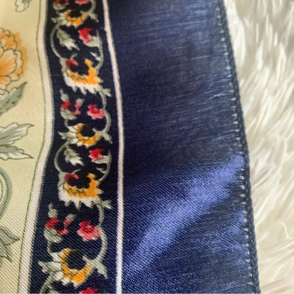 Gorgeous‎ Pure Silk Big Scarf